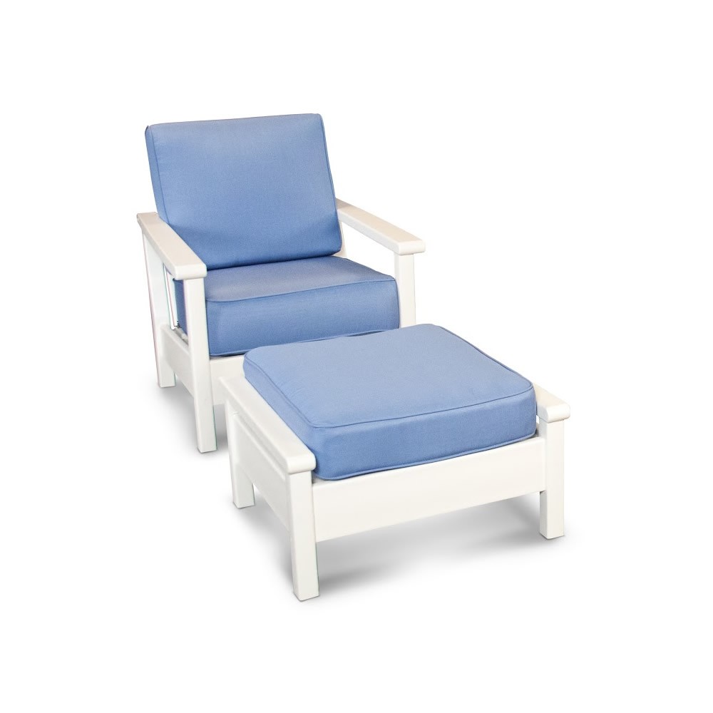 White with Navy Cushions with a Natural Trim