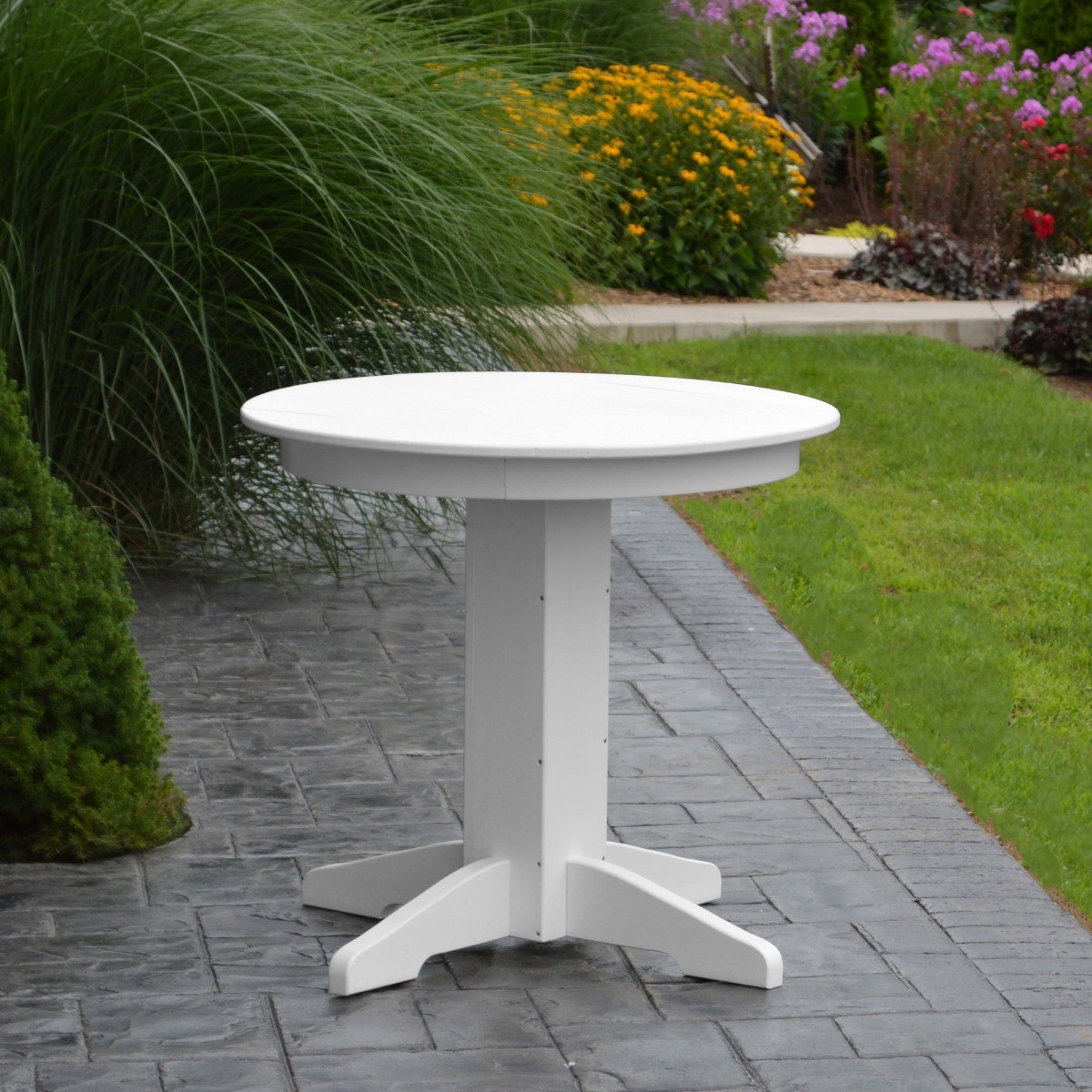 A&L Furniture 33 in Round Dining Table