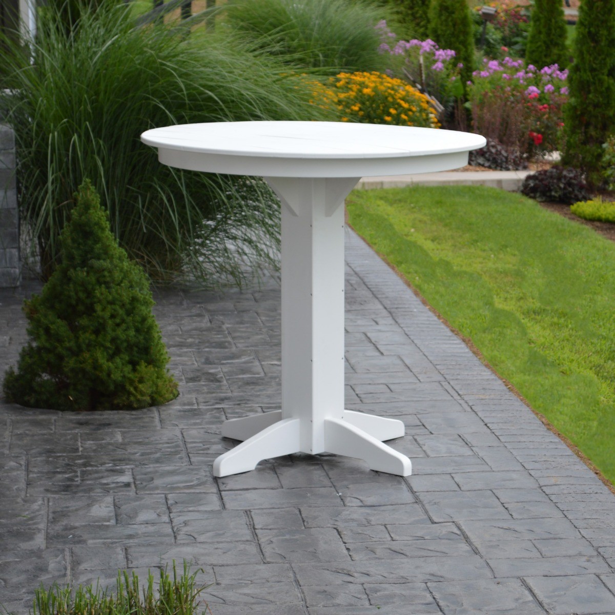 A&L Furniture 44 in Round Bar Table