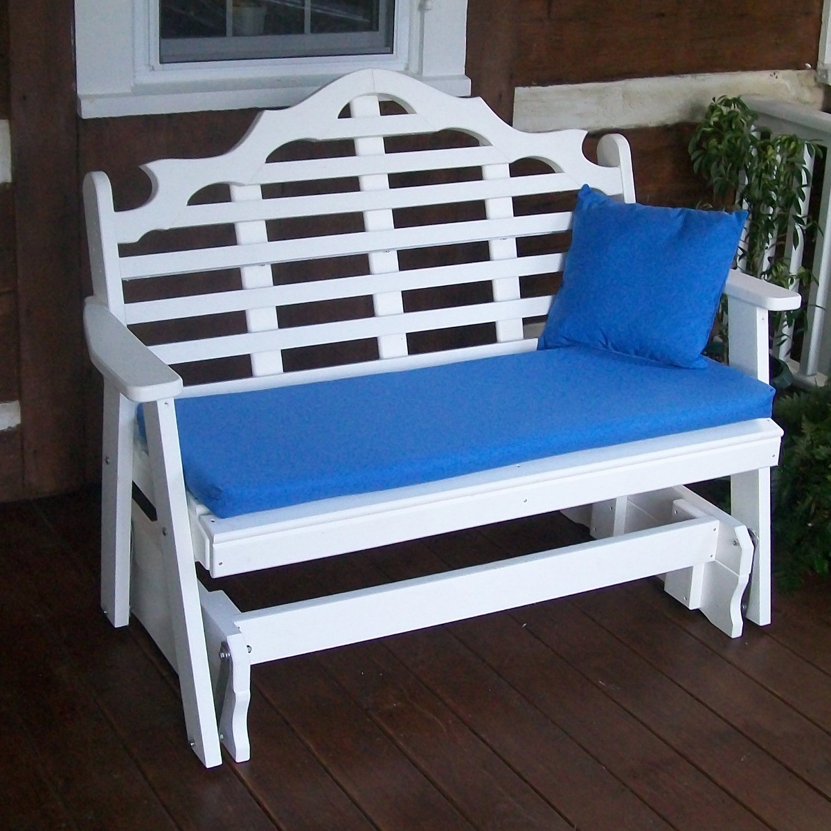 A&L Furniture 4 ft Poly Marlboro Glider