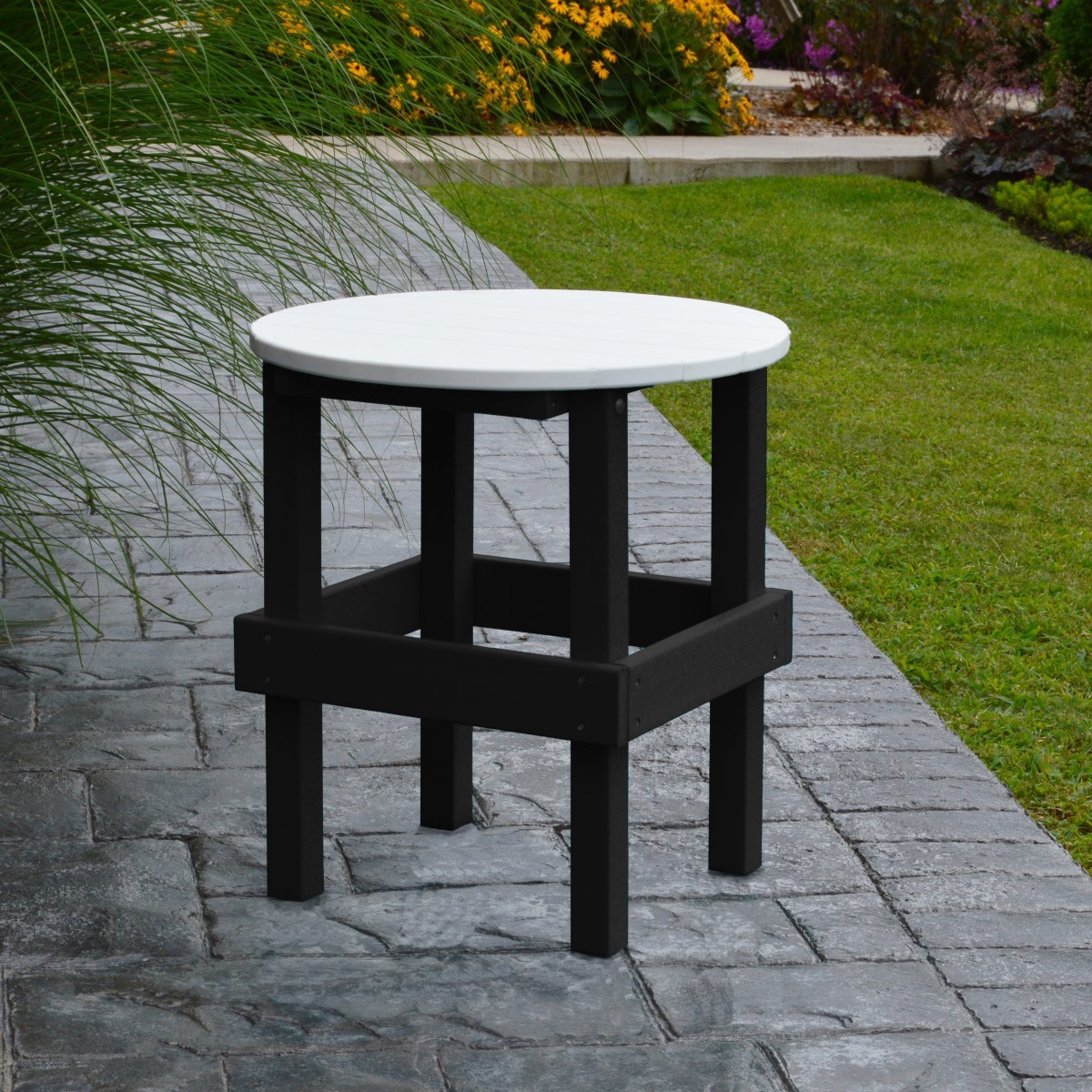 A&L Furniture Poly Round Side Table w/ White Top