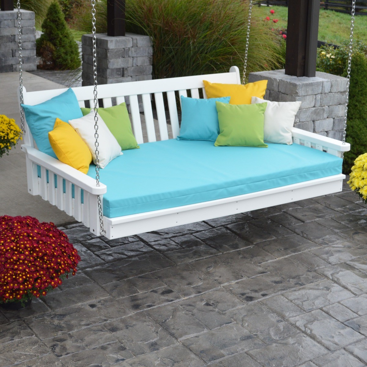 A&L Furniture 6 ft Poly Traditional English Swing Bed