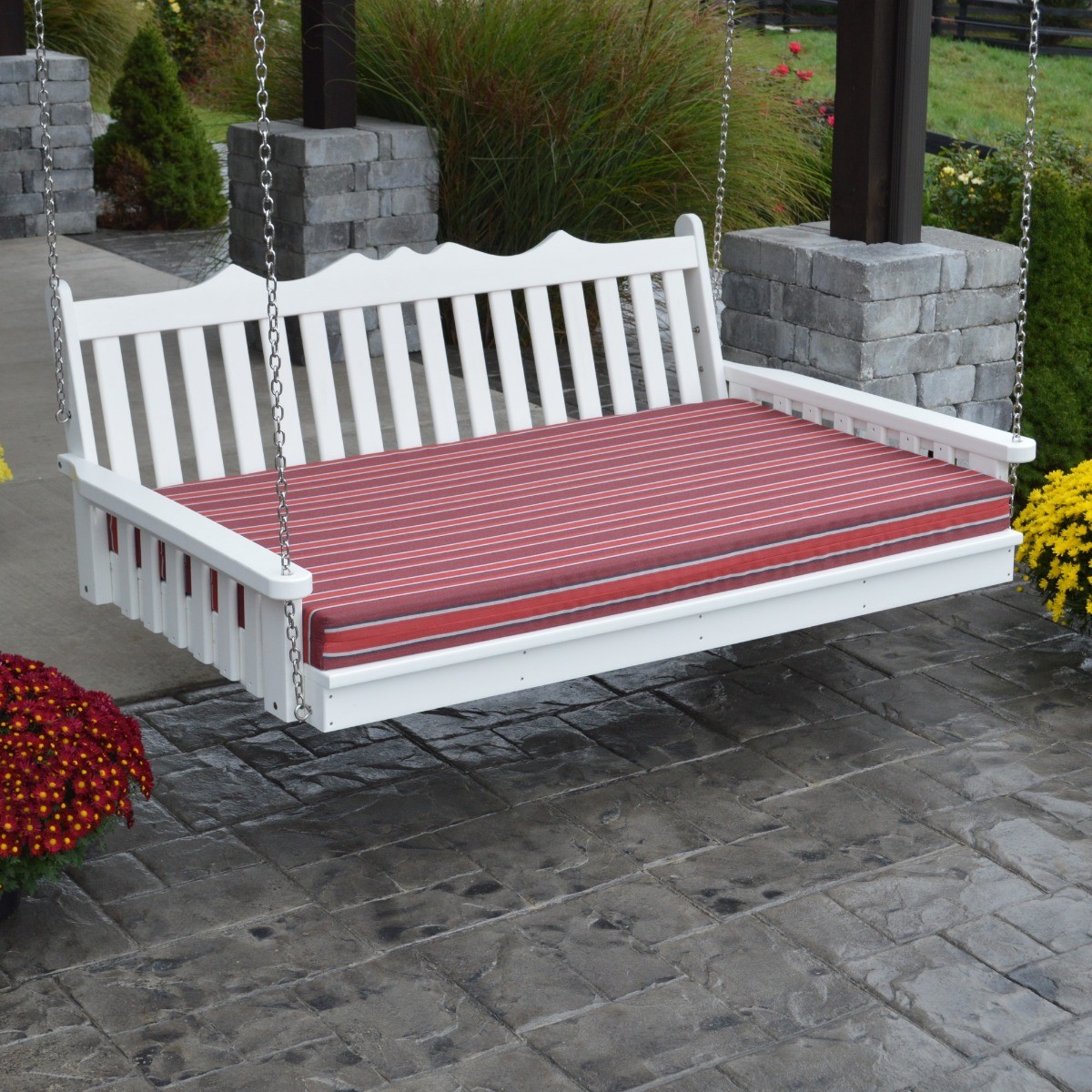 A&L Furniture 5 ft Poly Royal English Swing Bed