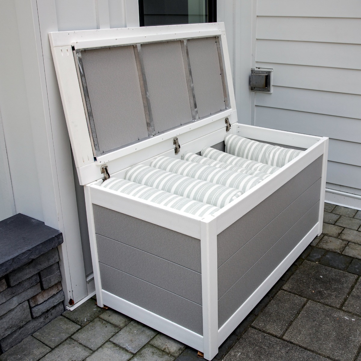 Amish Poly 4 ft Storage Box