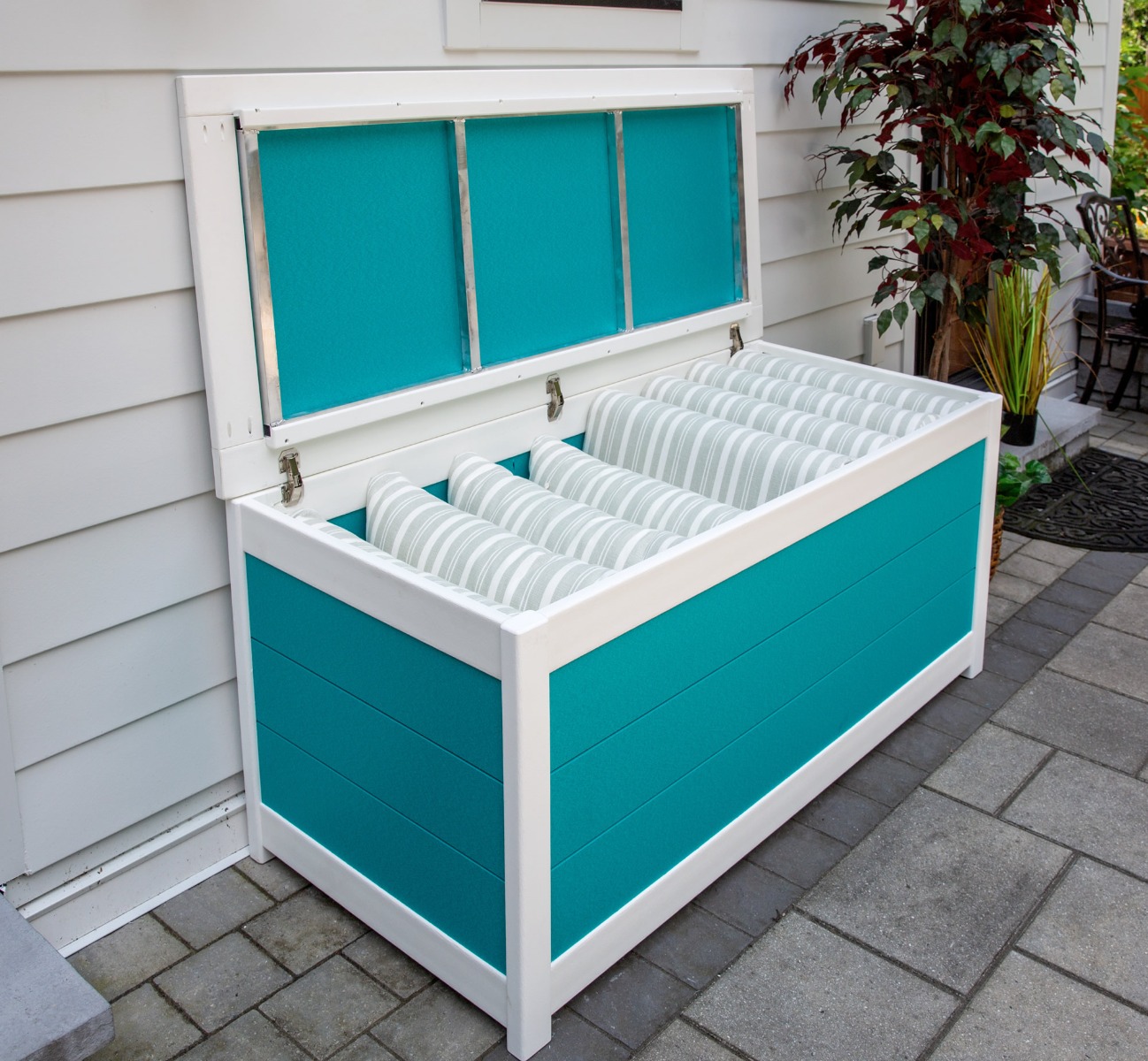 Amish Poly 5 ft Storage Box