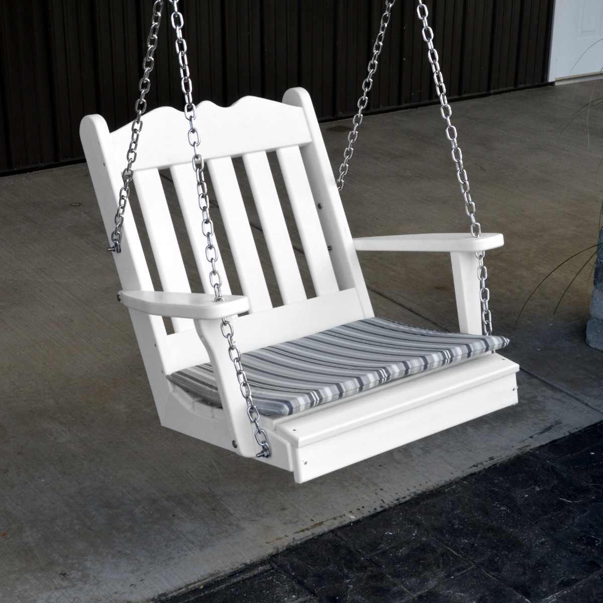 A&L Furniture Poly Royal English Chair Swing