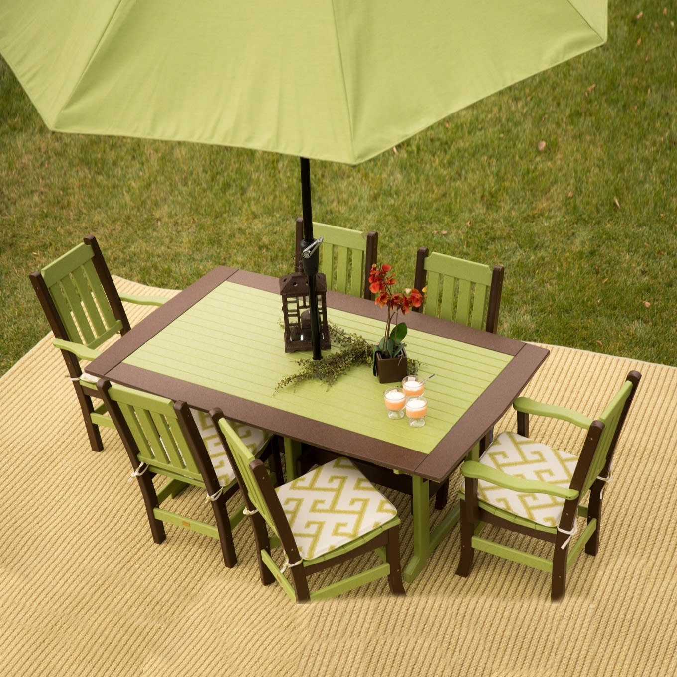 Finch Amish Poly 7 pc Keystone Outdoor Dining Set