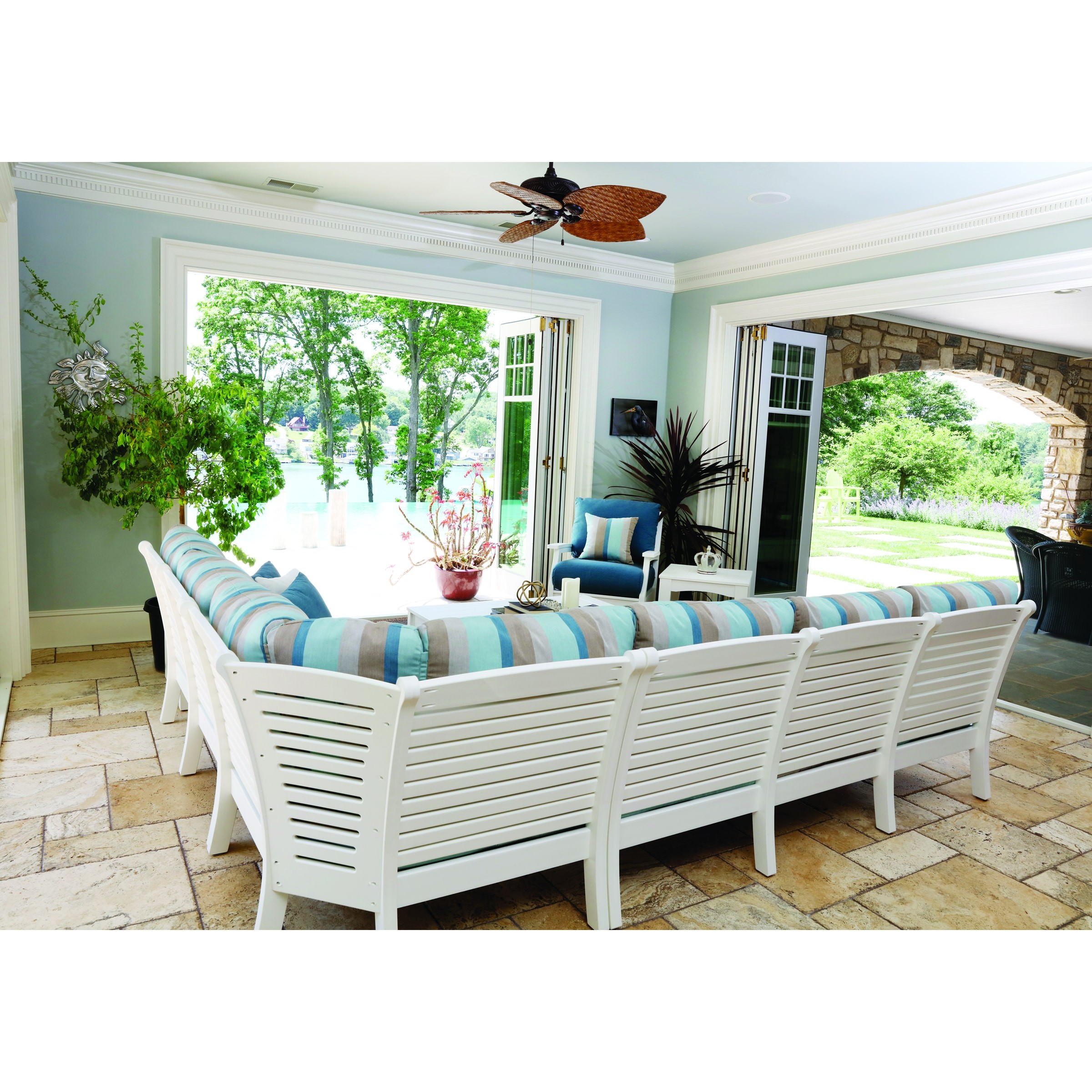 Berlin Gardens Classic Terrace Sectional Outdoor Living Set