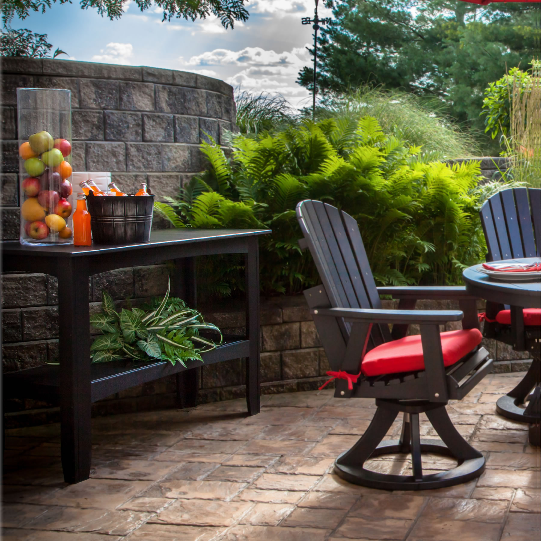 Berlin Gardens Buffet Table