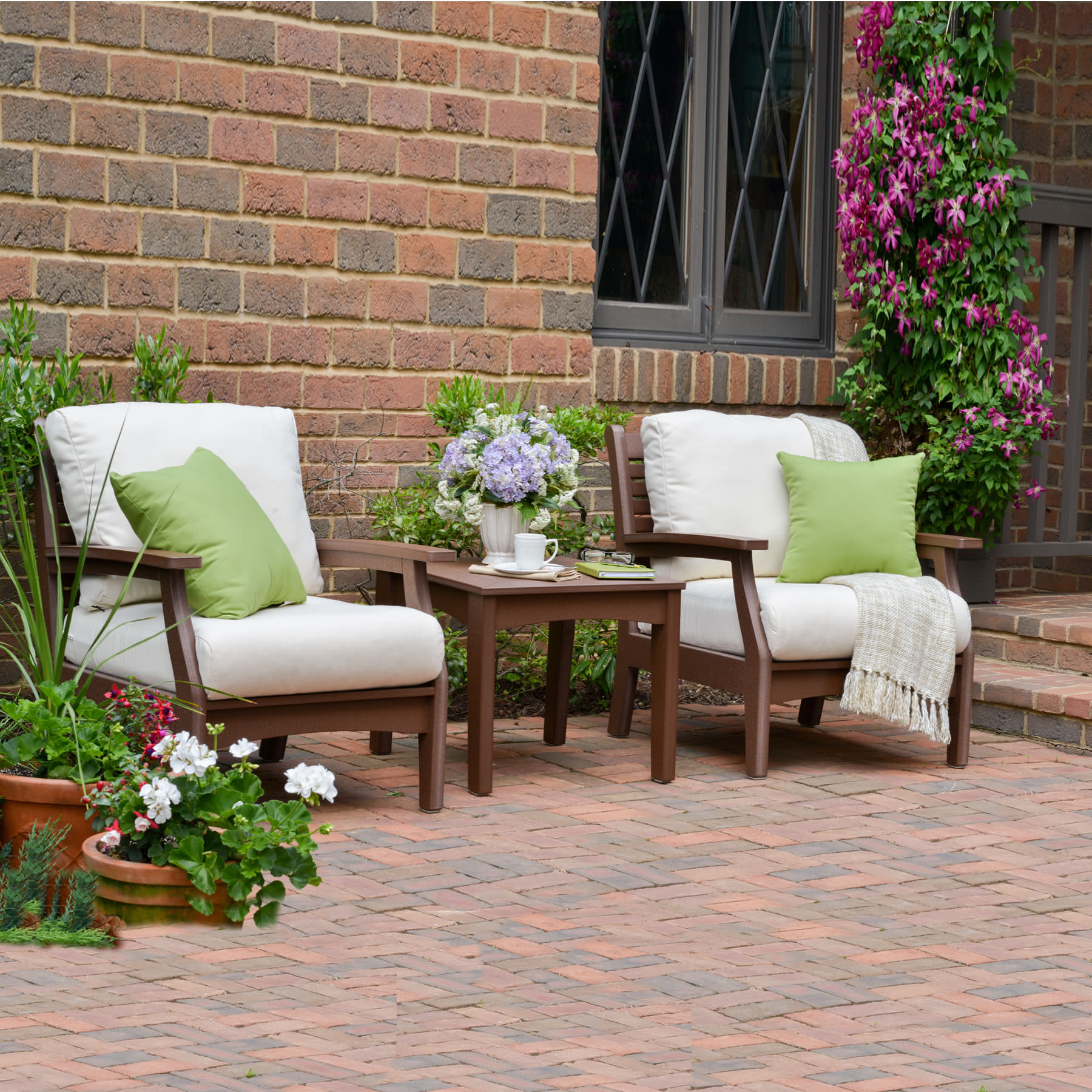 Shown in Chocolate frame 