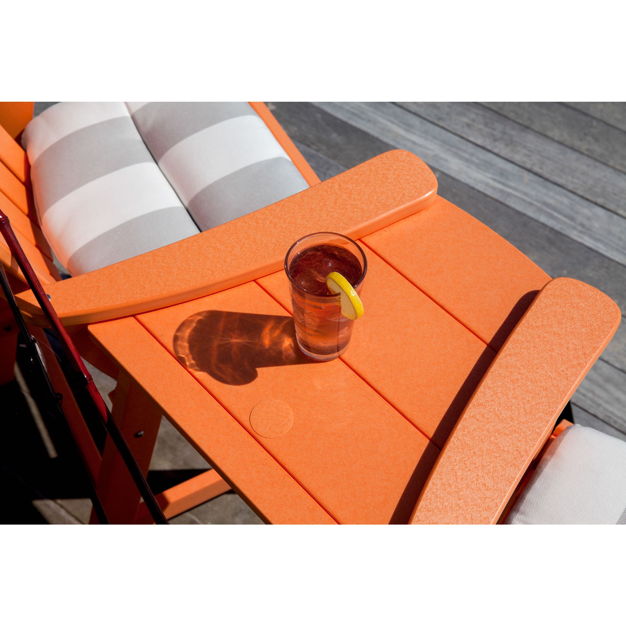 Berlin Gardens Cozi-Back Counter Tete-a-Tete Set