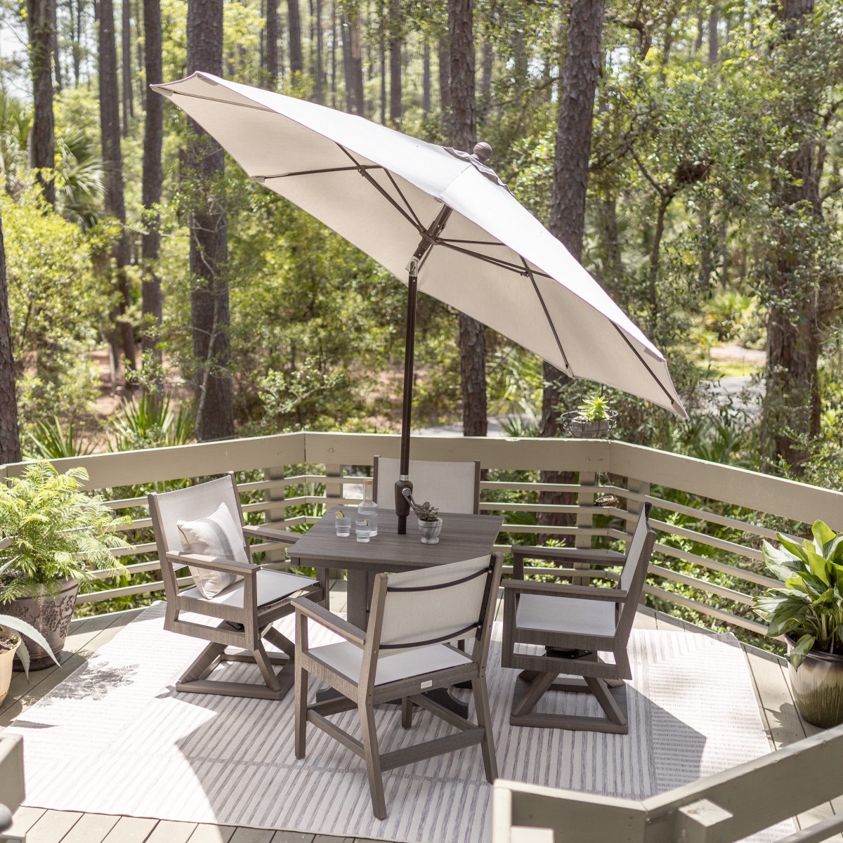 Berlin Gardens 9 ft Aluminum Market Umbrella