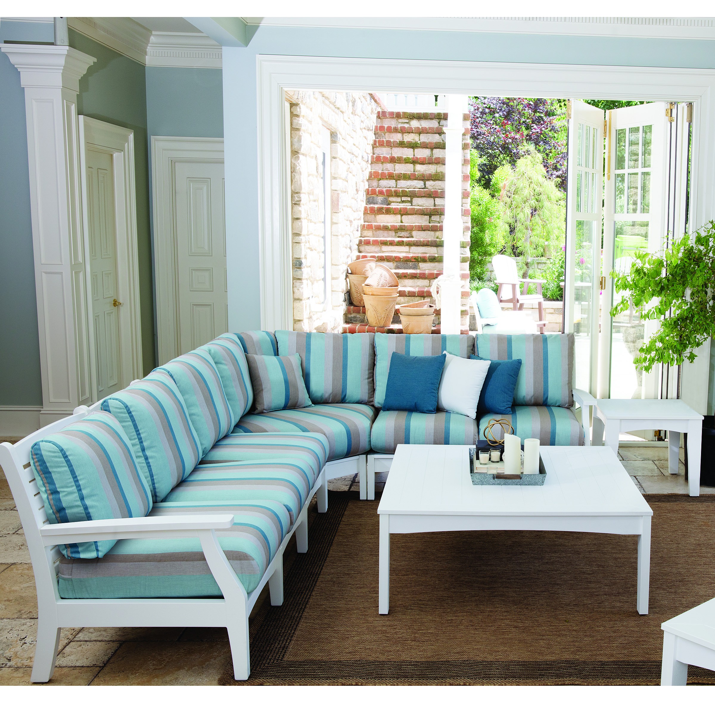 Berlin Gardens Classic Terrace Square Coffee Table