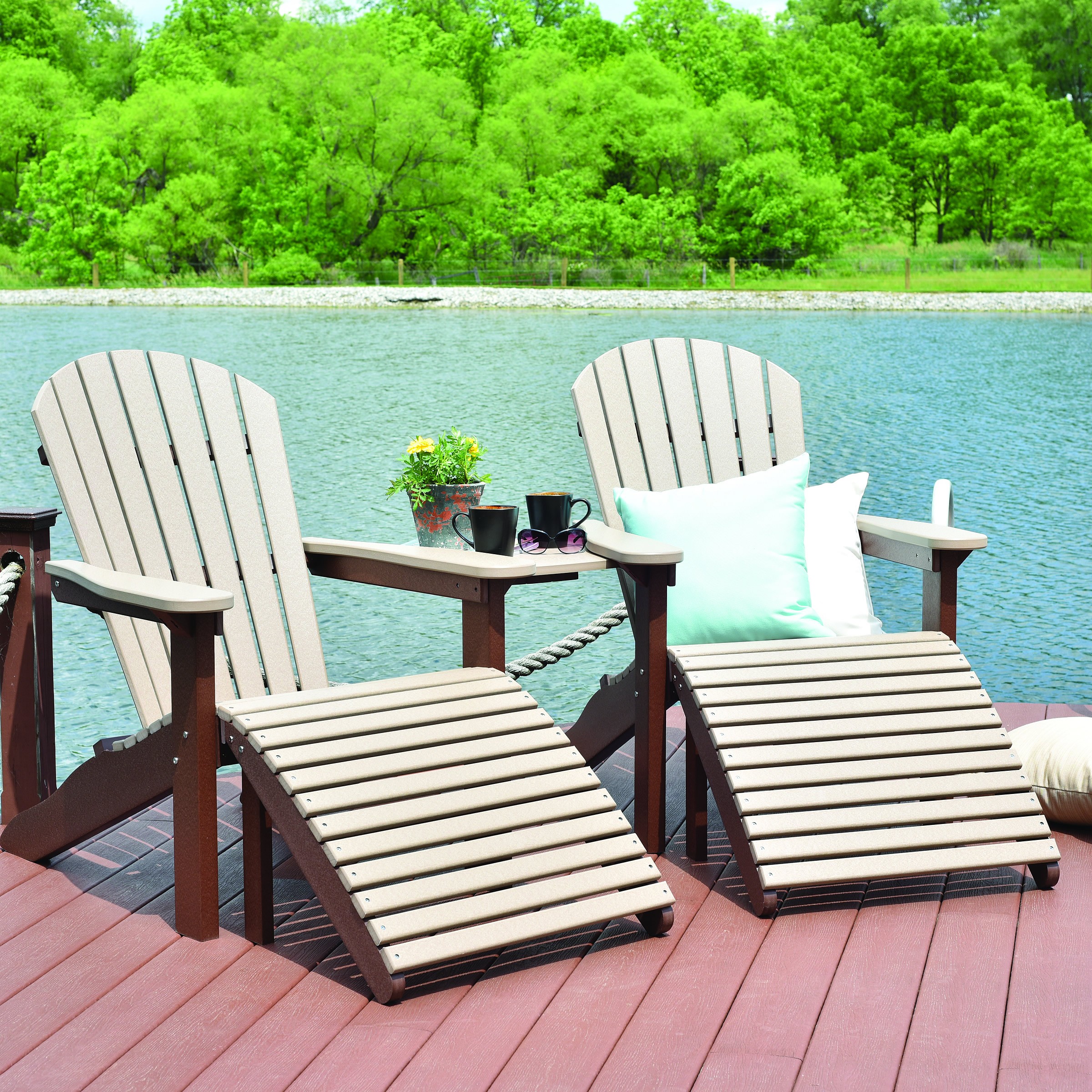 Berlin Gardens Adirondack Tete-A-Tete Table