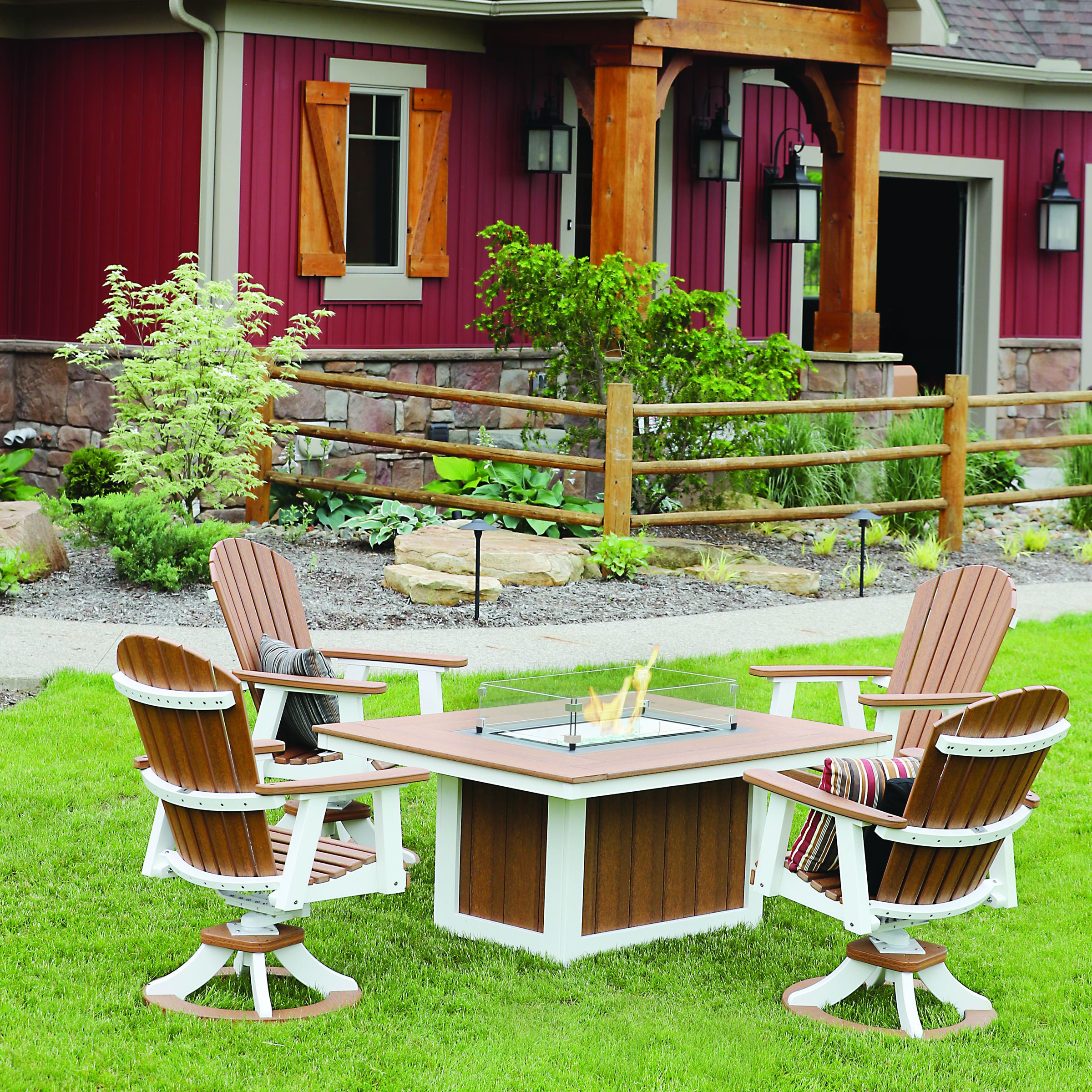 Berlin Gardens Comfo-Back 5 pc Conversation Set with Donoma Rectangle Fire Pit Table