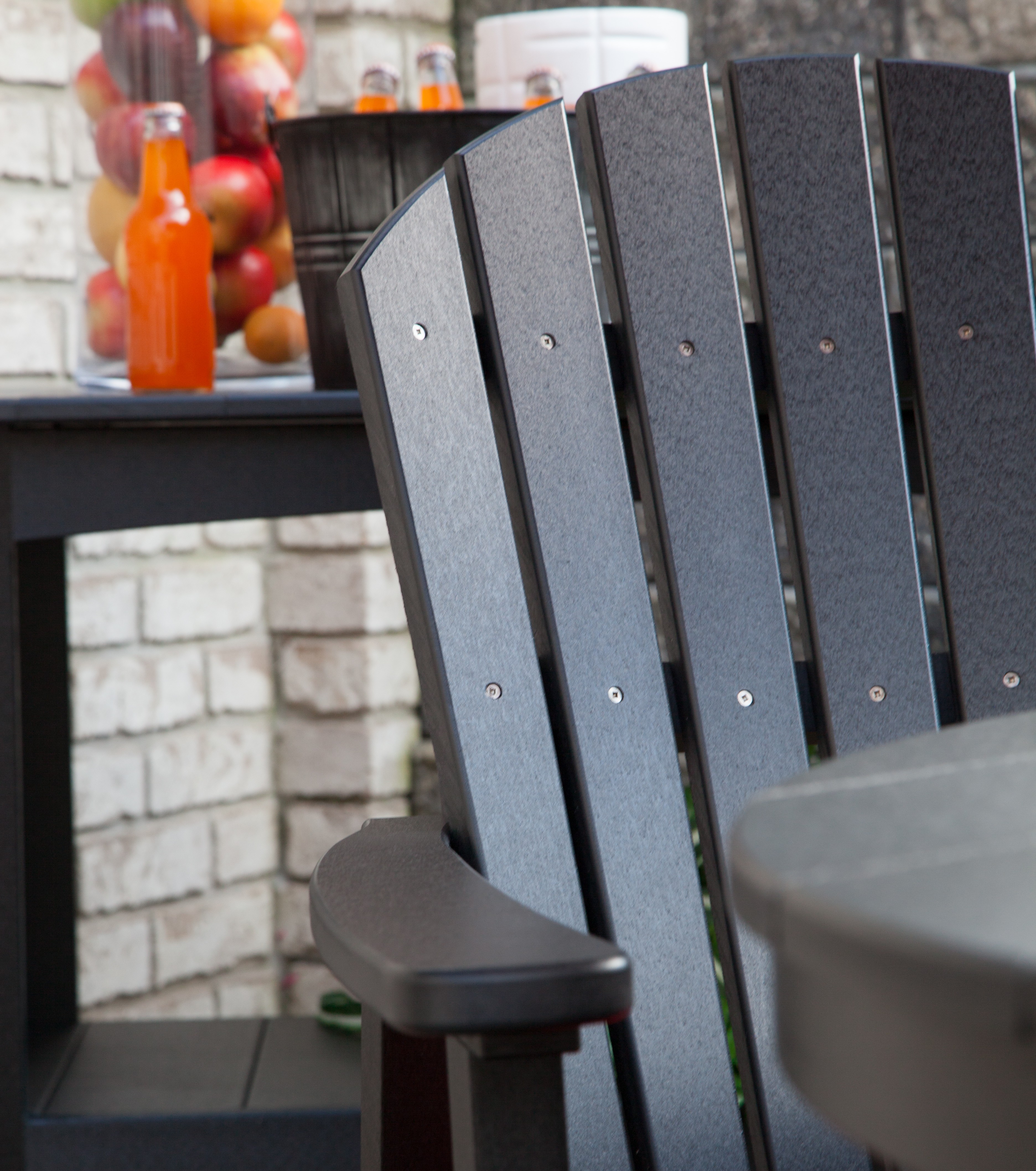 Berlin Gardens Elite Comfo-Back Orchid Dining Set