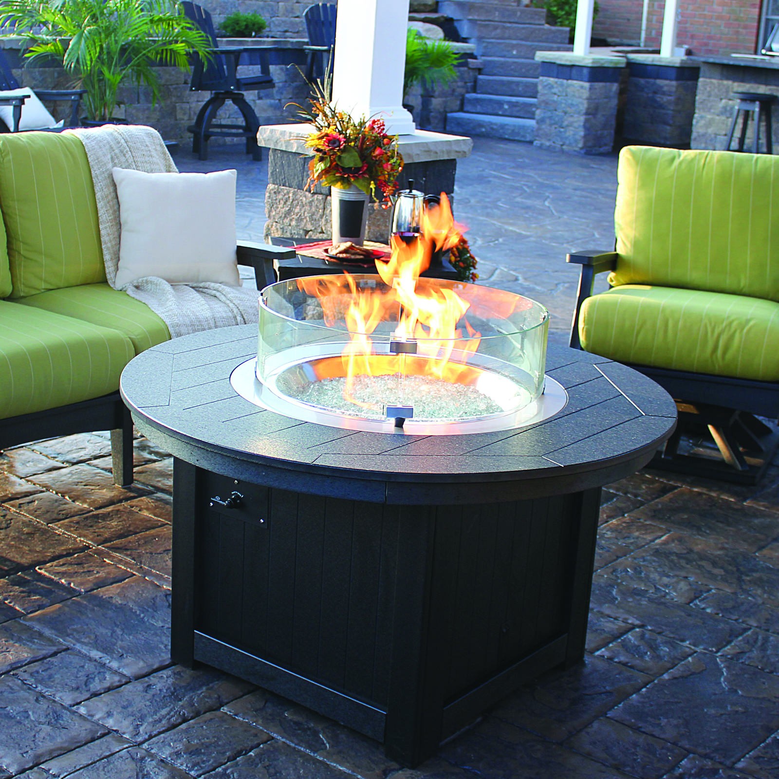 Berlin Gardens Donoma Fire Pit with Poly Top