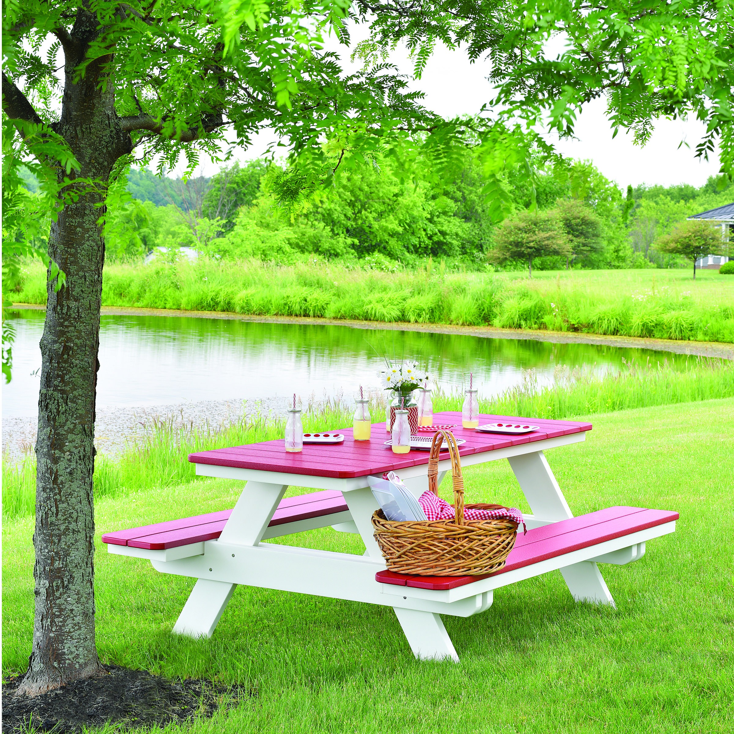 Berlin Gardens Tropical Rectangular Picnic Table