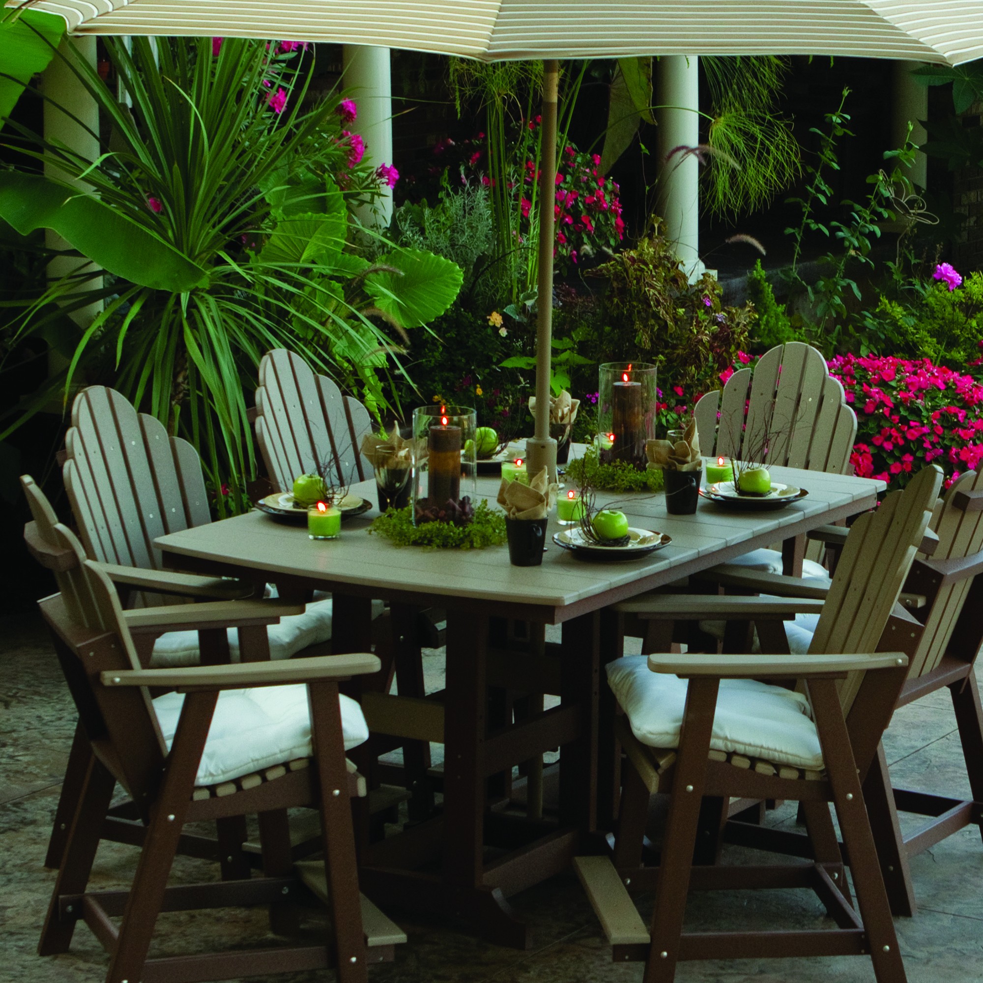 Berlin Gardens Rectangular 44 x 72 in Dining Table