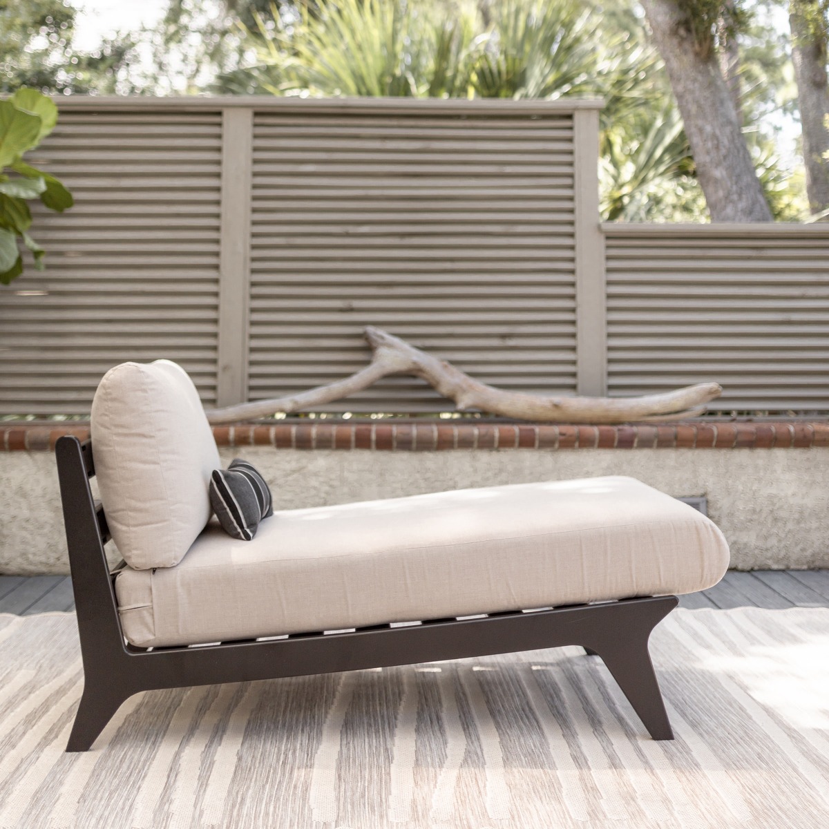 Berlin Gardens Hartley Chaise Lounge