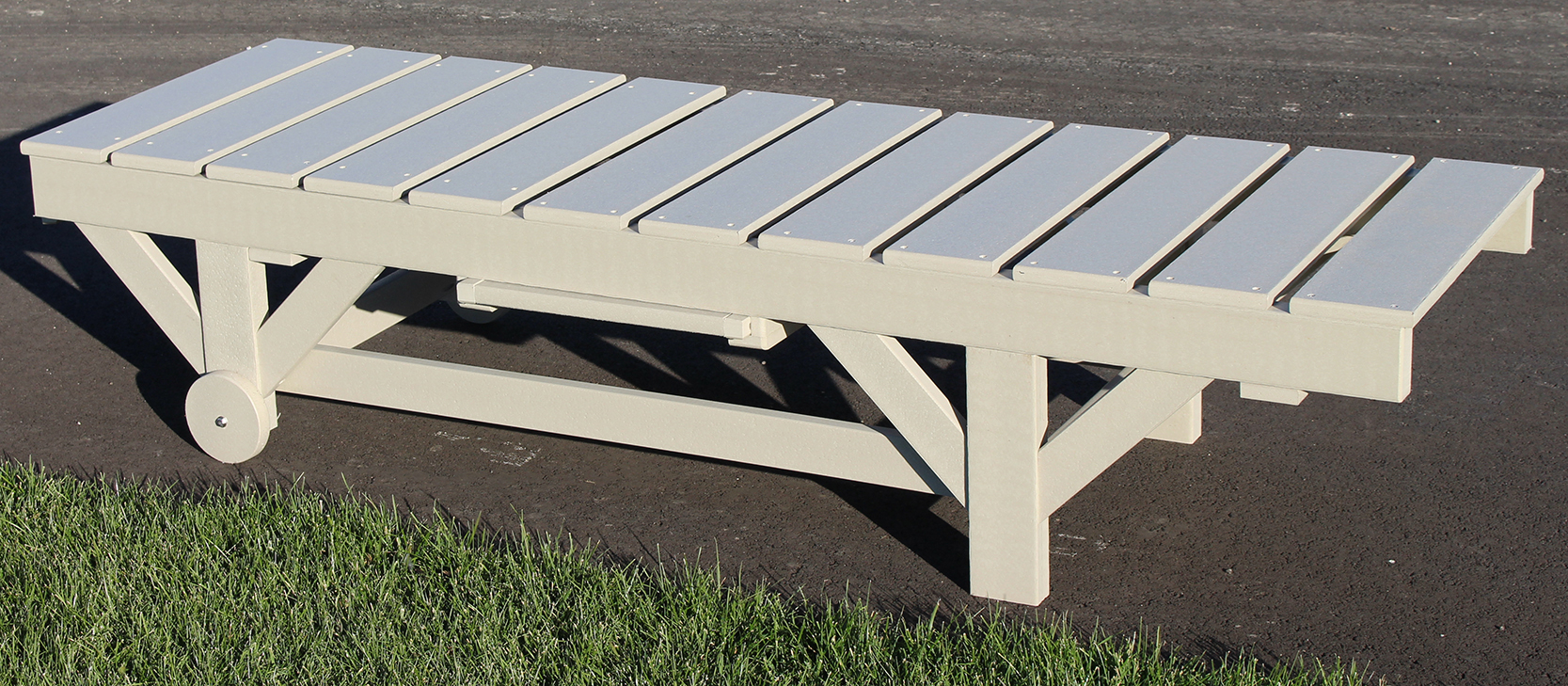 Amish Poly Joya Chaise Lounge