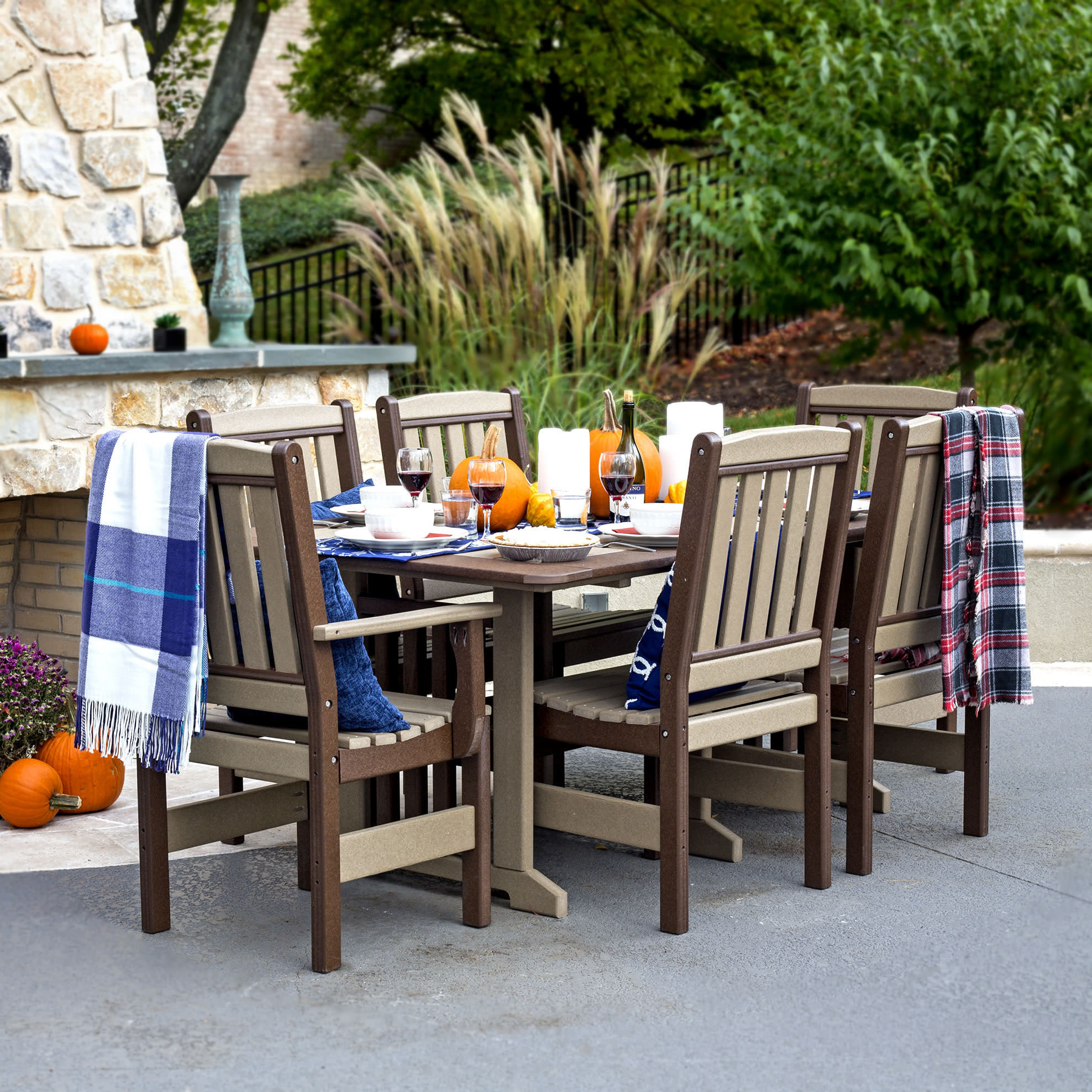 Amish Poly English Garden 72in Dining Set