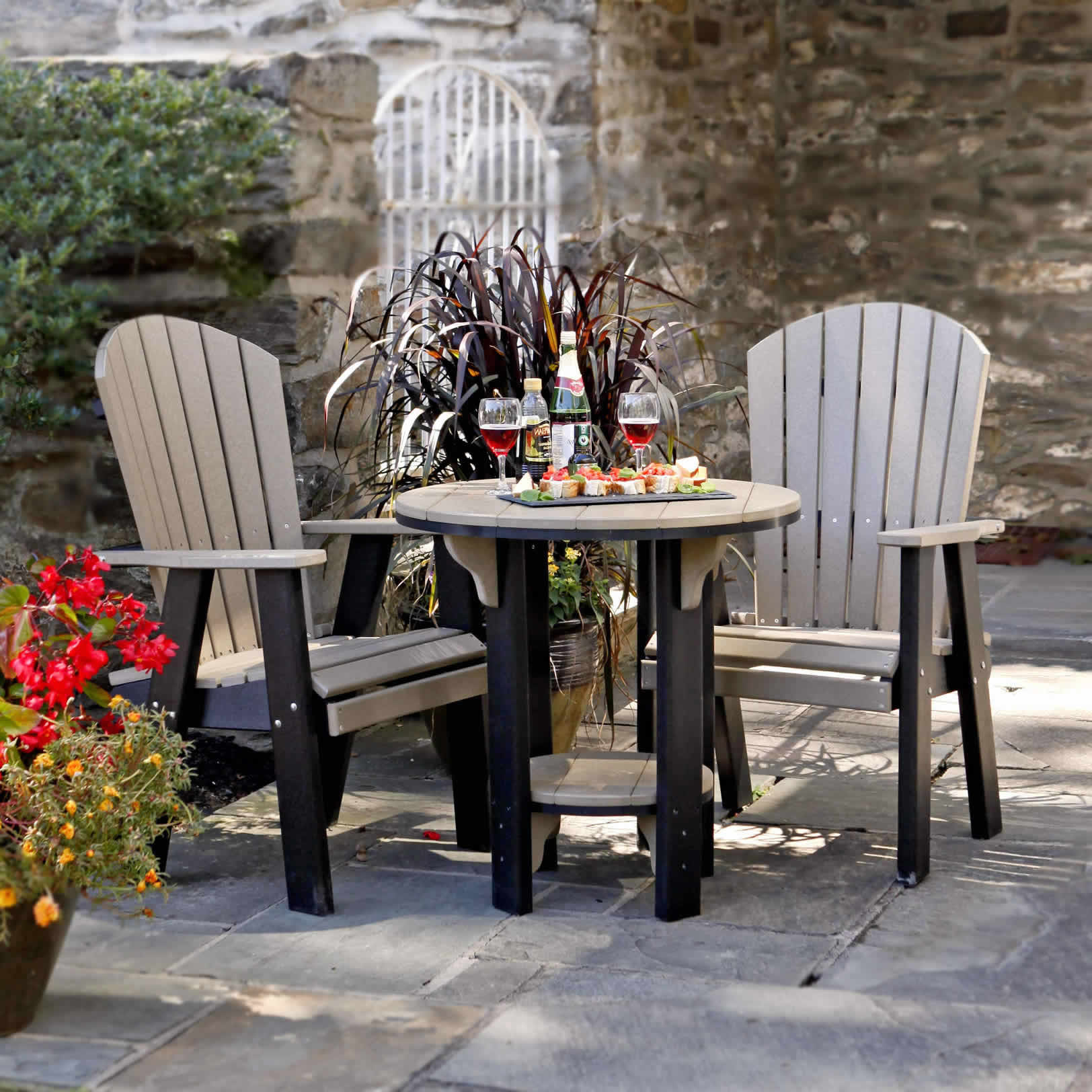 Amish Poly Bistro 30in Dining Table & Chair Set