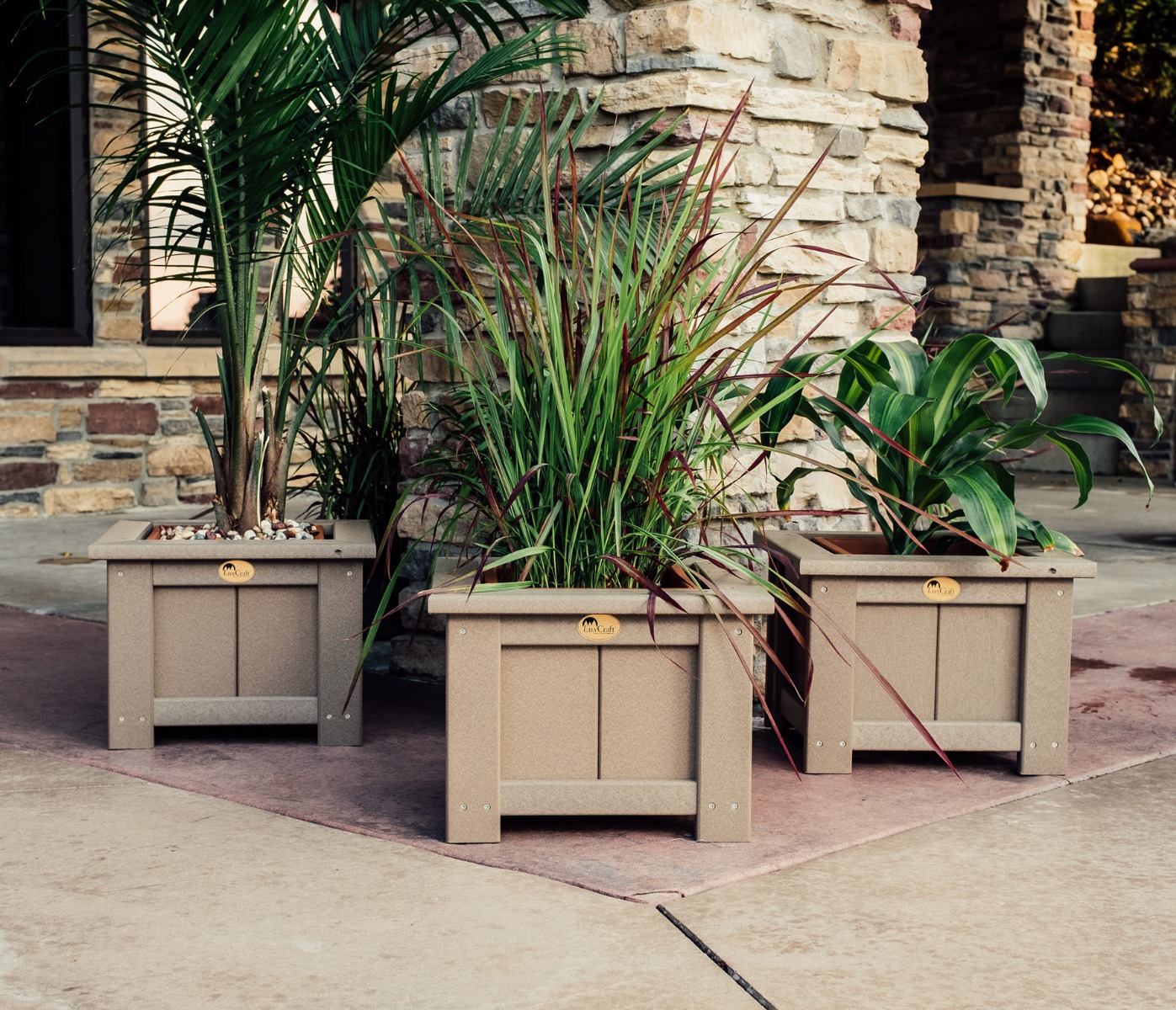 Luxcraft 24 in Planter