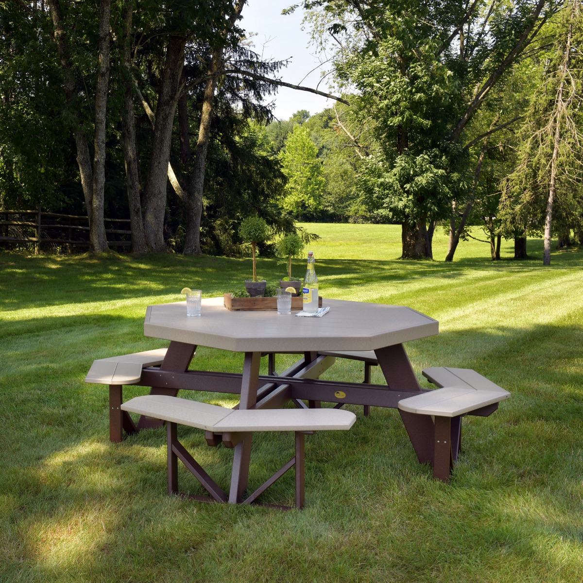 Luxcraft Octagon Picnic Table