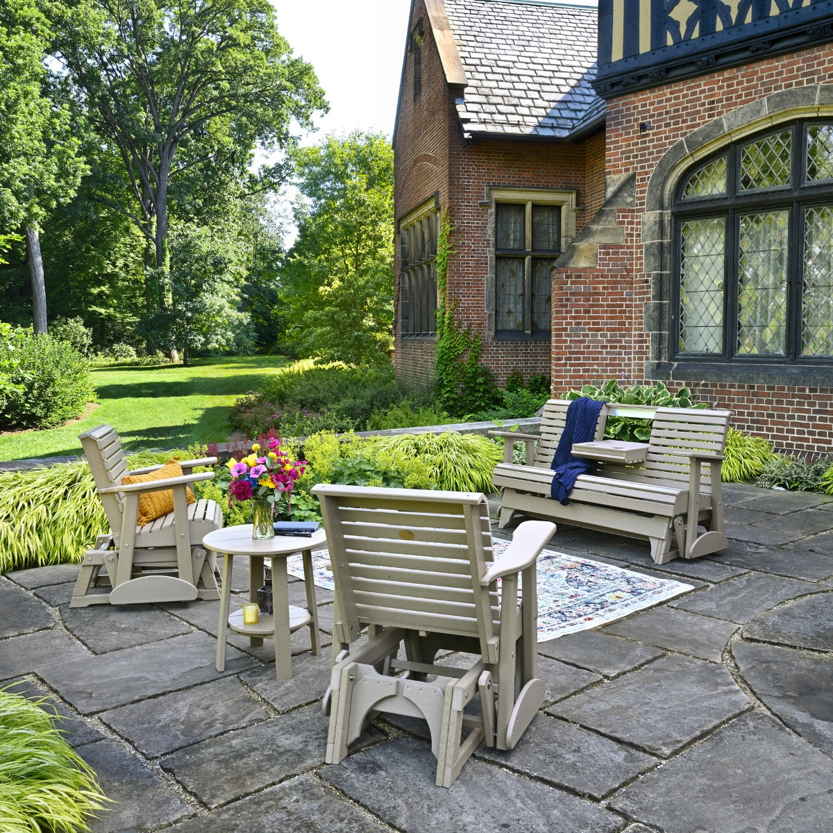 Luxcraft Rollback Vineyard 4 pc Seating Set