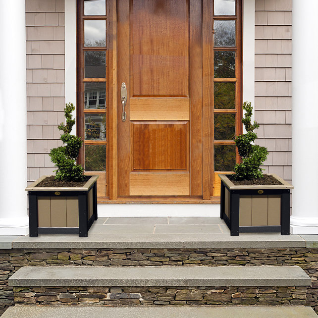 Shown in weatherwood on black