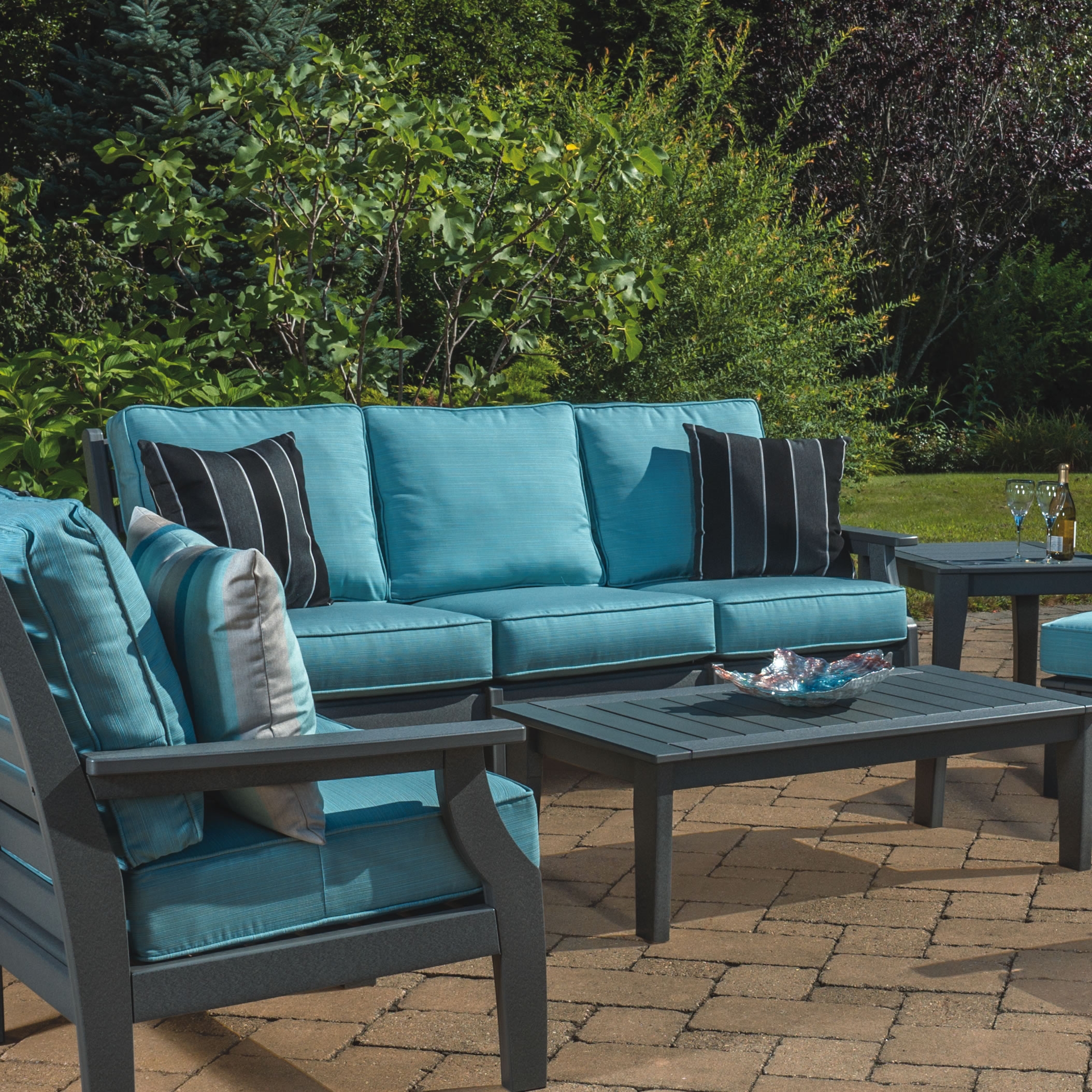 Malibu Outdoor Maywood Sofa