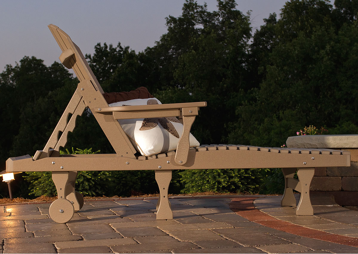 Berlin Gardens Comfo-Back Chaise Lounge Set