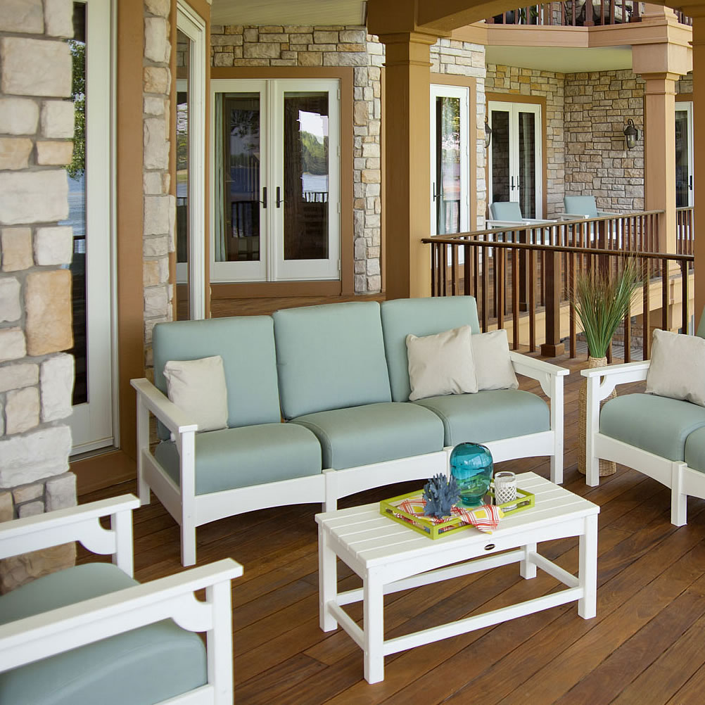 Accent pillows sold separately