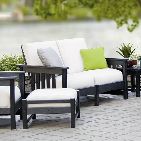 POLYWOOD Mission Settee