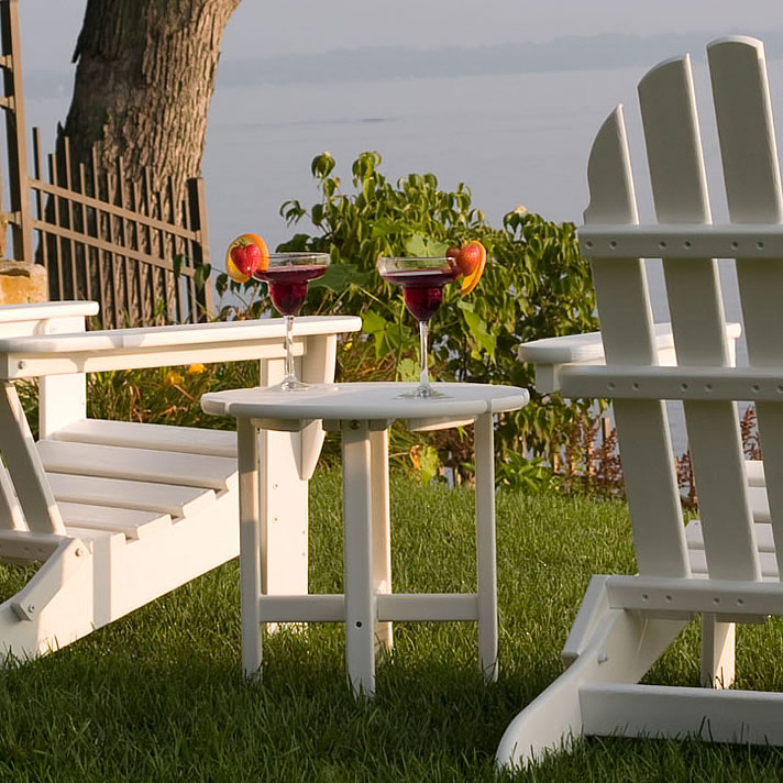 POLYWOOD Round 18 In Side Table