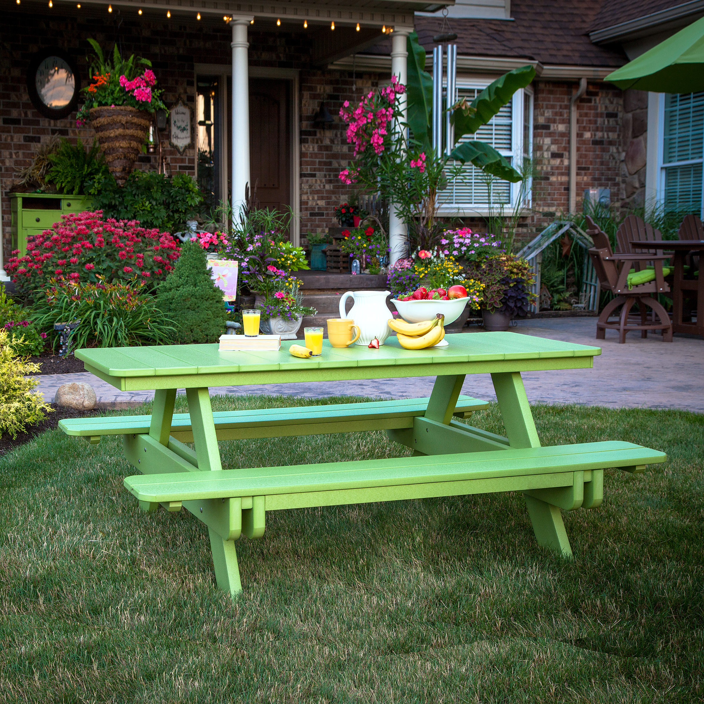 Berlin Gardens Tropical Rectangular Picnic Table