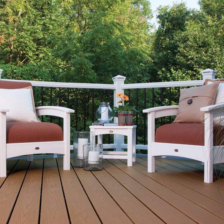 Trex® Outdoor Furniture Rockport 18 in Club Side Table