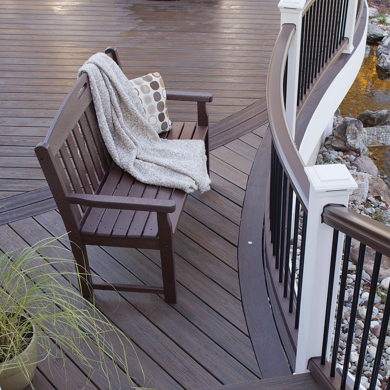 Trex® Outdoor Furniture Yacht Club 48 in Bench