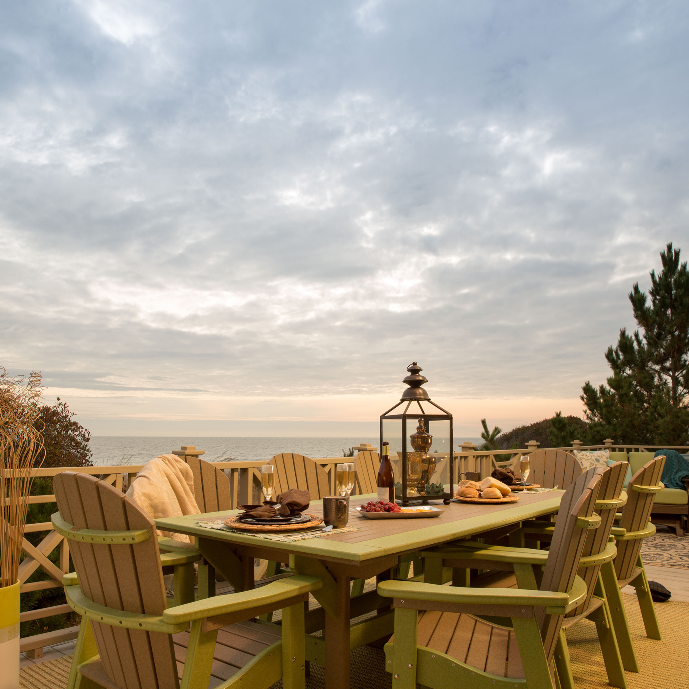 Finch Amish Poly Great Bay Dining Chair